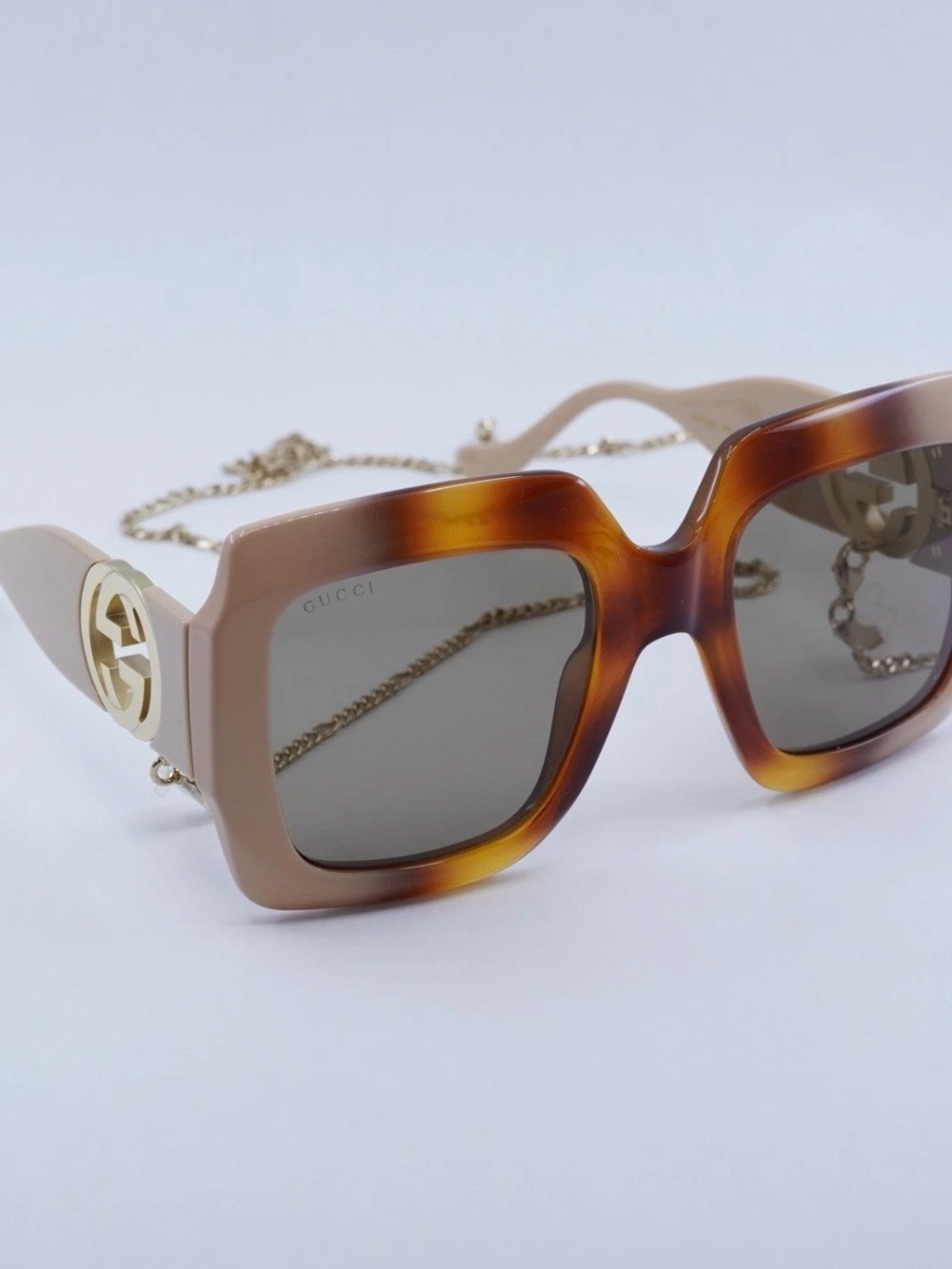 Gucci Beige & Tortoise Square Sunglasses with Gold GG Chain